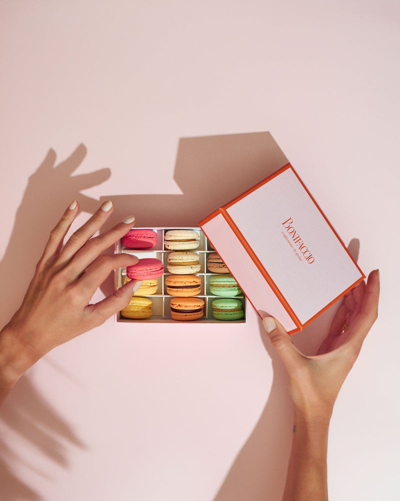 Caja Variada de 12 Macarons